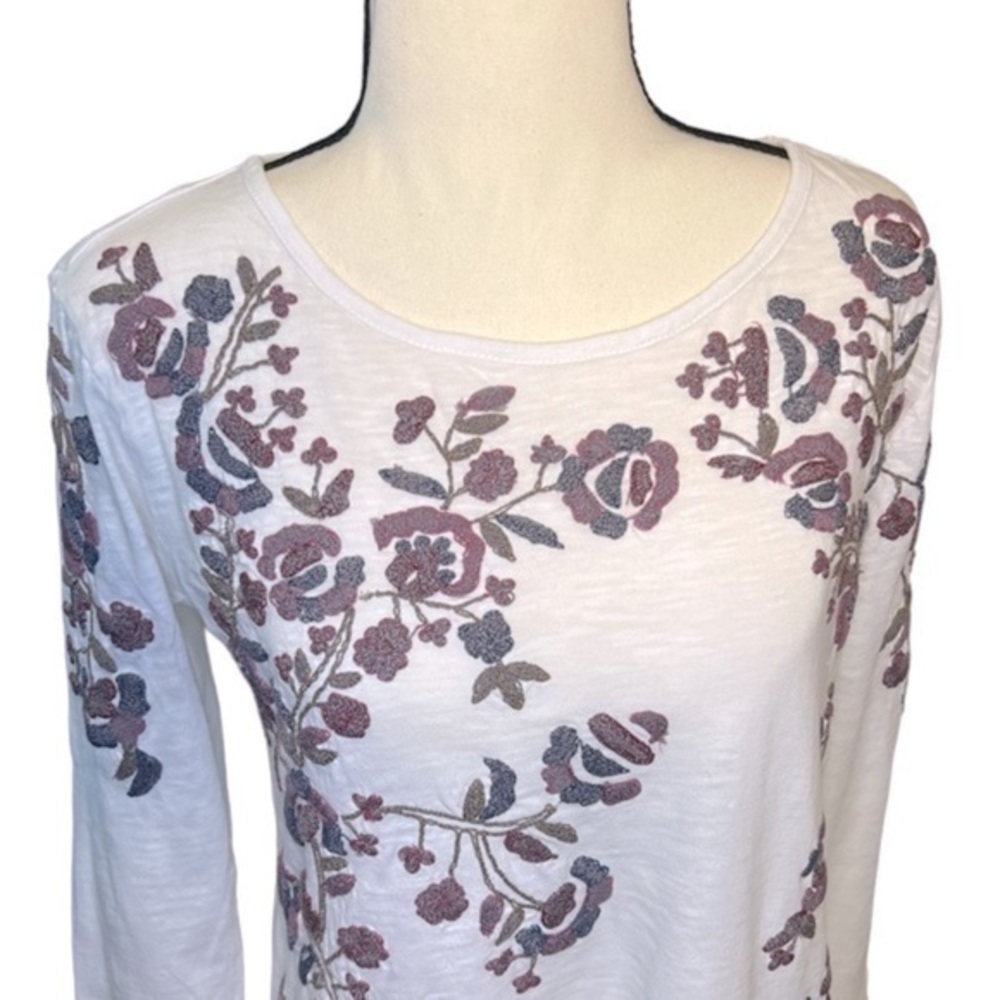 Sundance Blossoms Appear Tee in White